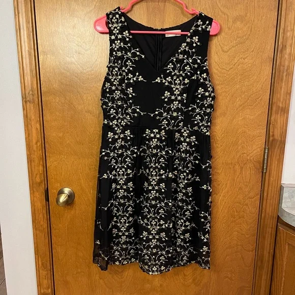 ALTAR'D STATE black & gold lace dress ALTAR'D STATE black & gold lace dress